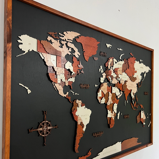 Mapa de Mundial en Madera Enmarcado